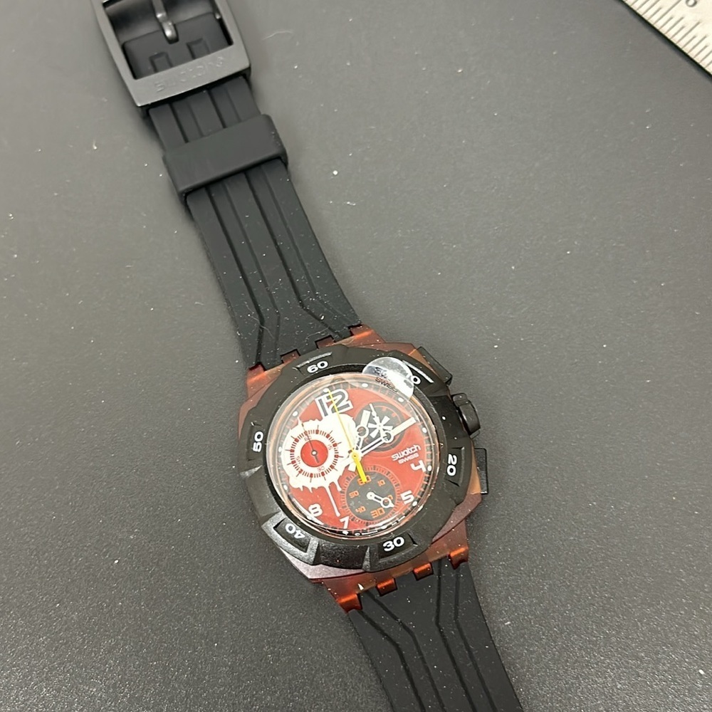 Nip Swatch Sukr100j New Chrono Reddish -2008 Runs… - image 1